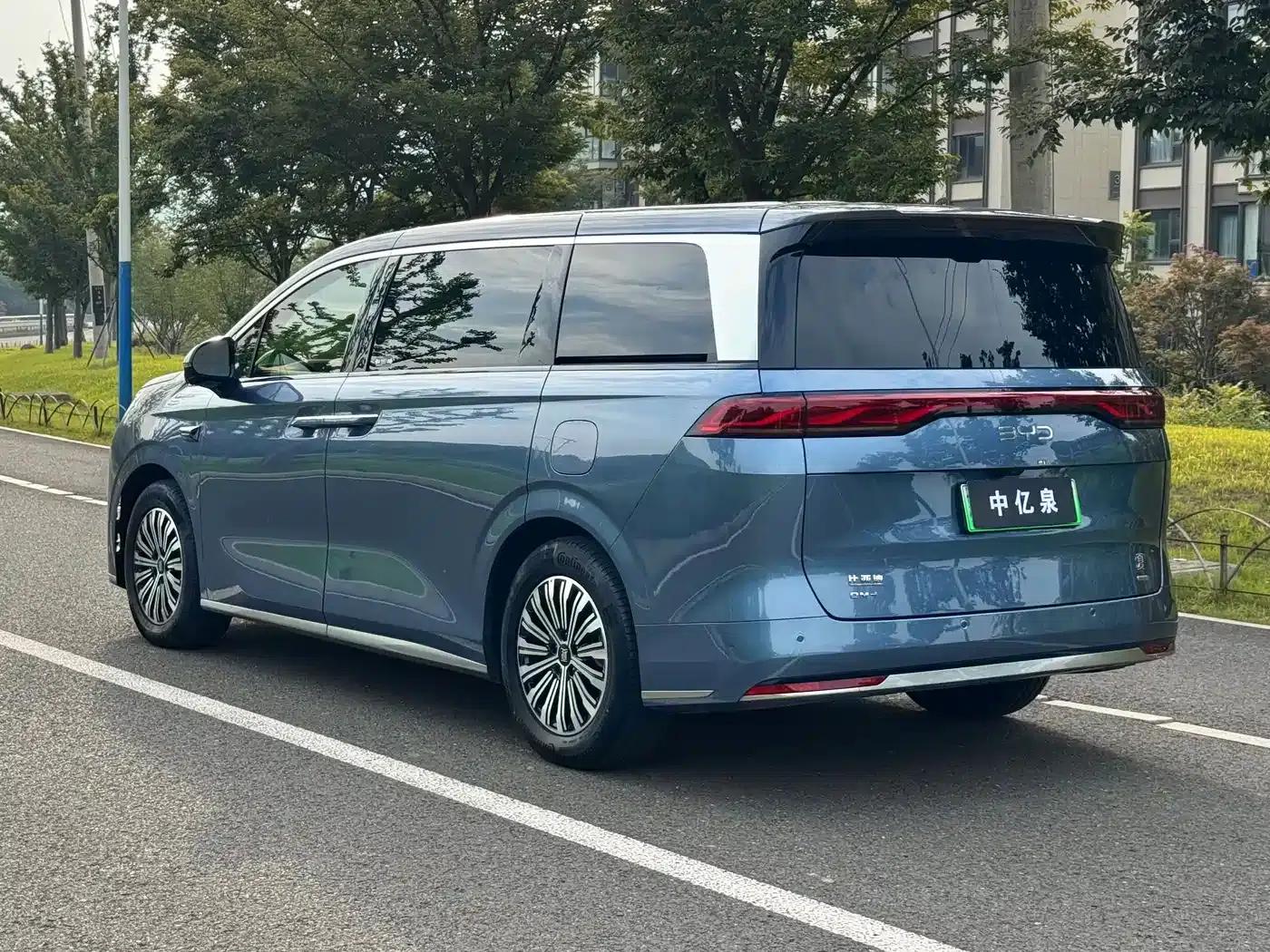 Summer 2025 DM-i 1.5T 180km Excellent Edition — миниатюра 5