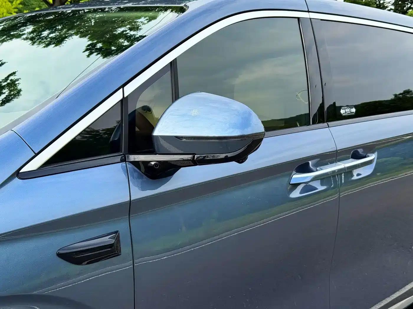 Summer 2025 DM-i 1.5T 180km Excellent Edition — миниатюра 9