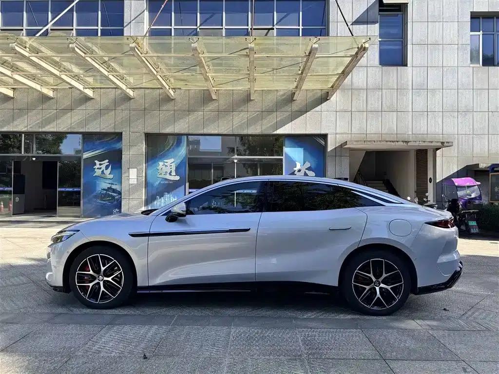 Han L 2025 EV All-Wheel Drive LiDAR Flagship Edition — миниатюра 11
