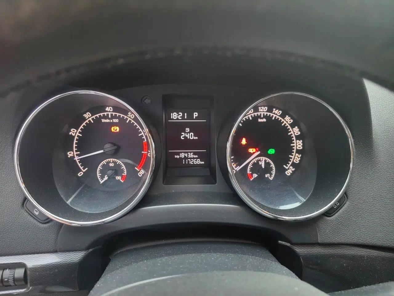 Skoda Yeti 2016 1.4TSI DSG Advanced Edition — миниатюра 11