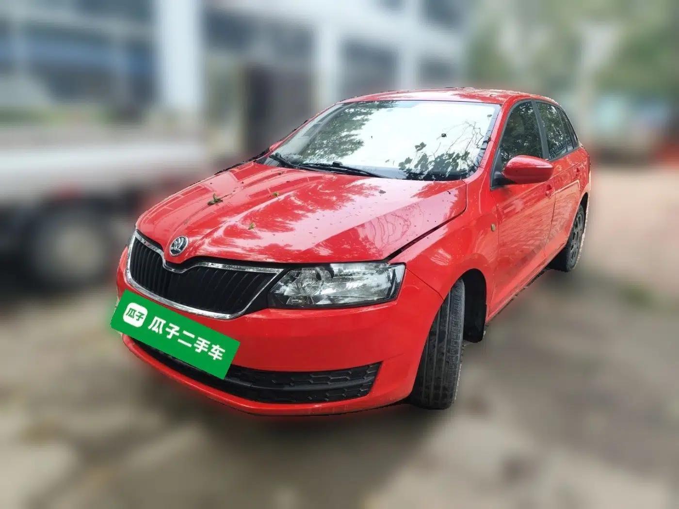 Skoda Rapid Spaceback 2016 Revised Version 1.6L Automatic Front-Drive Edition — миниатюра 1