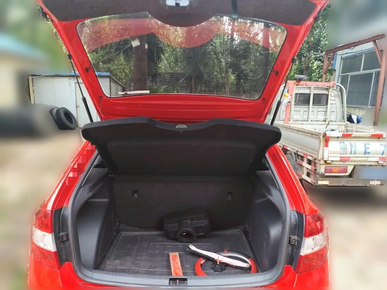 Skoda Rapid Spaceback 2016 Revised Version 1.6L Automatic Front-Drive Edition — миниатюра 19