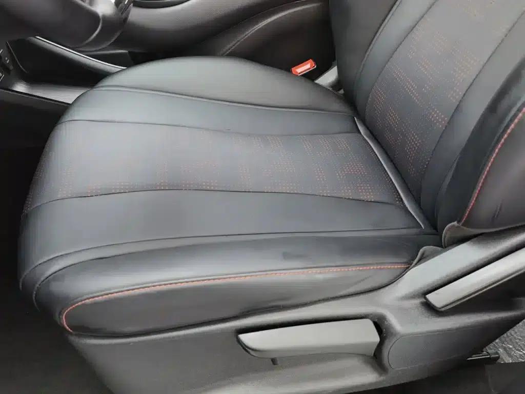 BYD e2 2024 Glory Edition Luxury Model — миниатюра 20