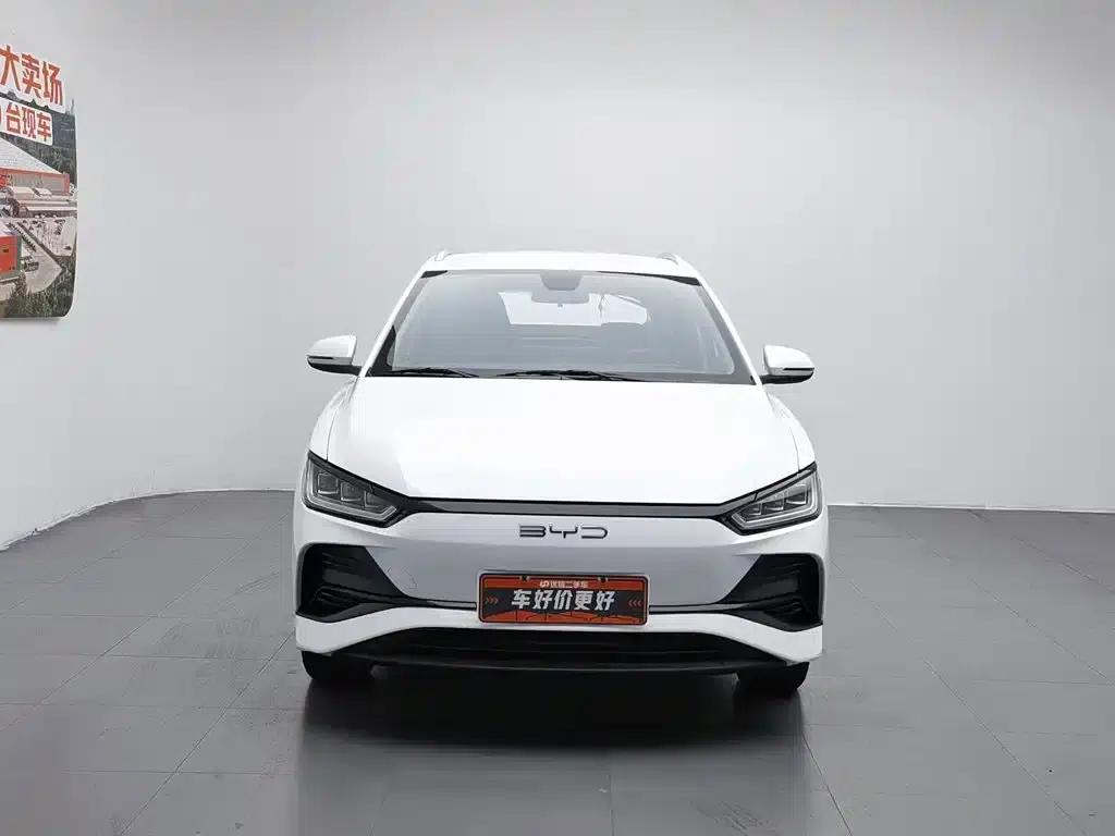 BYD e2 2024 Glory Edition Luxury Model — миниатюра 3