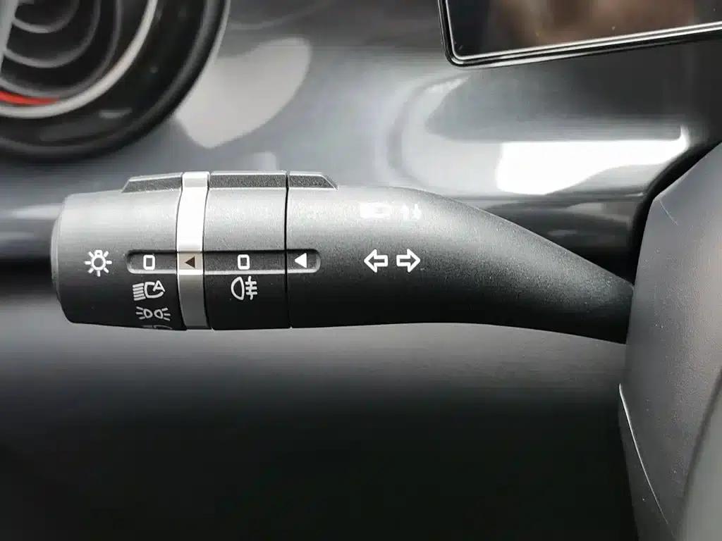 BYD e2 2024 Glory Edition Luxury Model — миниатюра 21