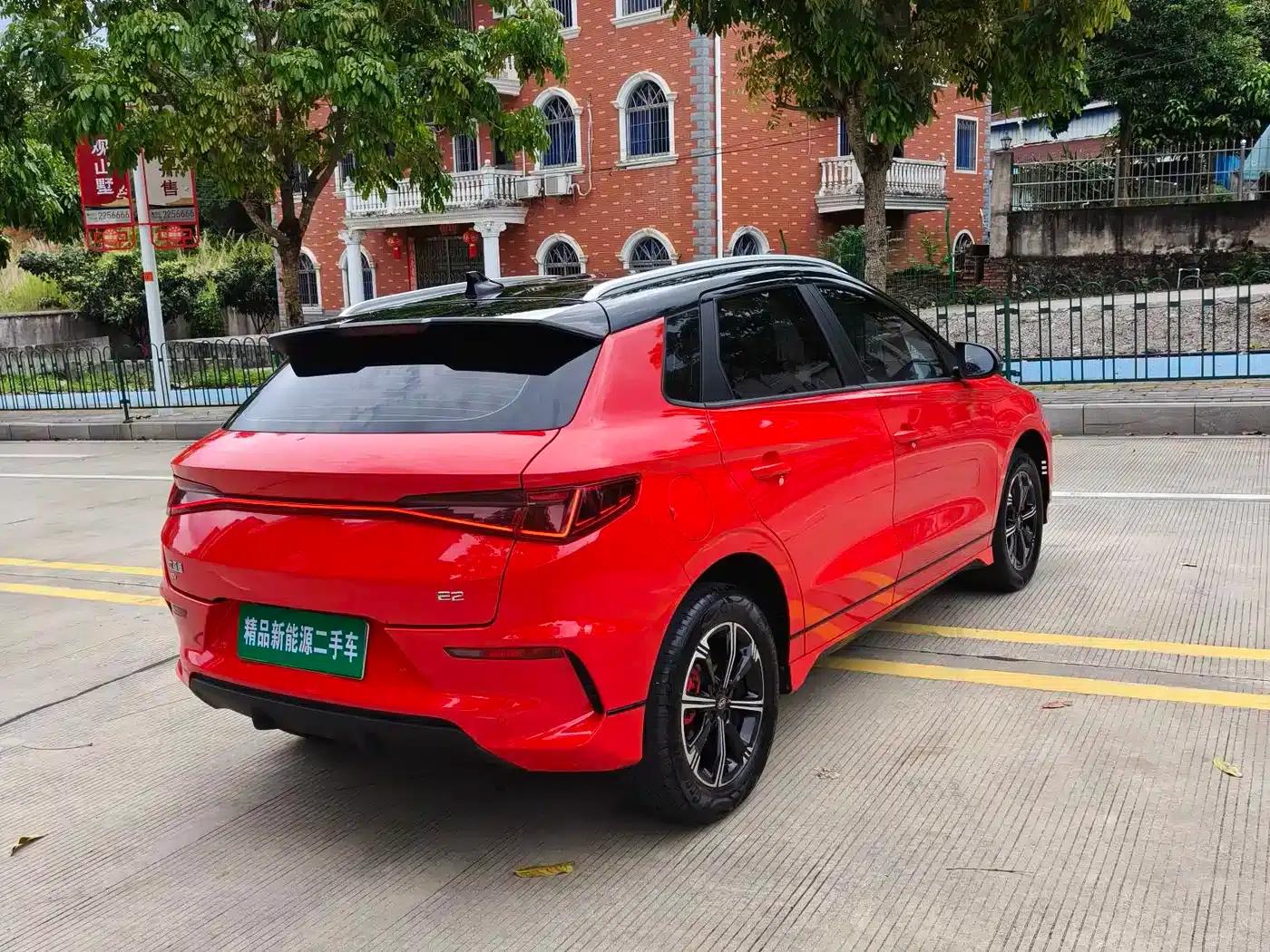 BYD e2 2021 Premium Edition — миниатюра 12