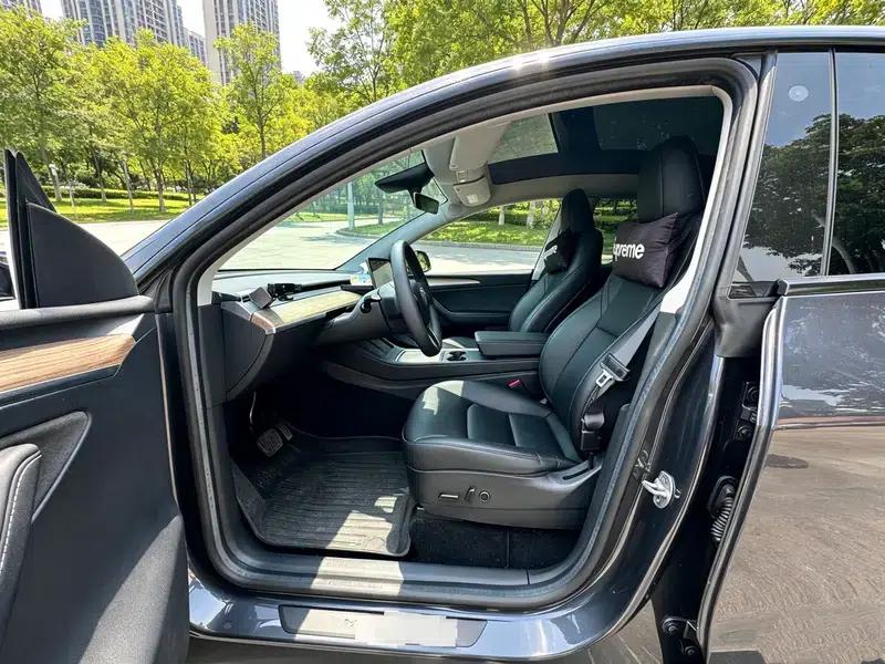 Model Y 2022 Facelift Rear-Wheel Drive Version — миниатюра 7