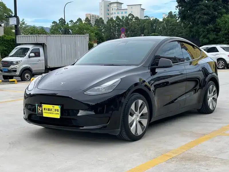 Model Y 2022 Rear-Wheel Drive — миниатюра 1