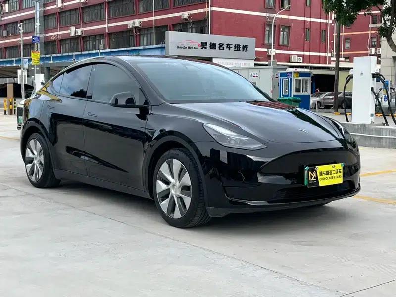 Model Y 2022 Rear-Wheel Drive — миниатюра 3