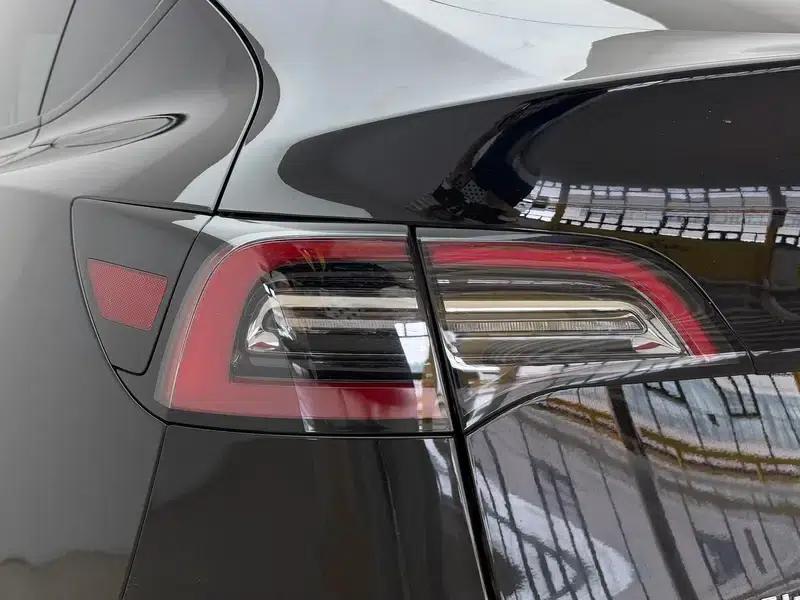 Model Y 2021 Standard Range Rear-Wheel Drive — миниатюра 13
