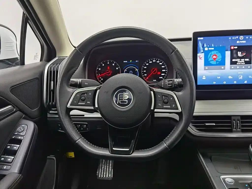 Tang 2018 2.0T Automatic Intelligent Connected Premium 7-seater National V Emission Standard — миниатюра 11