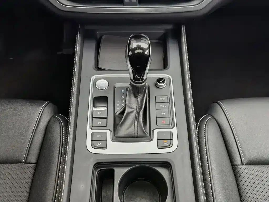 Tang 2018 2.0T Automatic Intelligent Connected Premium 7-seater National V Emission Standard — миниатюра 13