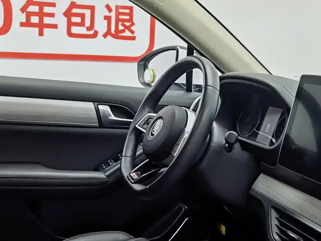 Tang 2018 2.0T Automatic Intelligent Connected Premium 7-seater National V Emission Standard — миниатюра 22