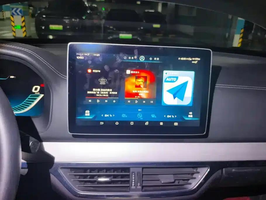 Tang 2018 2.0T Automatic Intelligent Connected Premium 7-seater National V Emission Standard — миниатюра 13