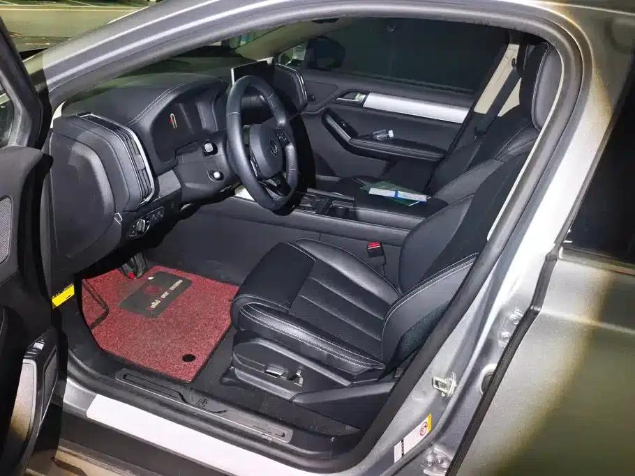 Tang 2018 2.0T Automatic Intelligent Connected Premium 7-seater National V Emission Standard — миниатюра 9