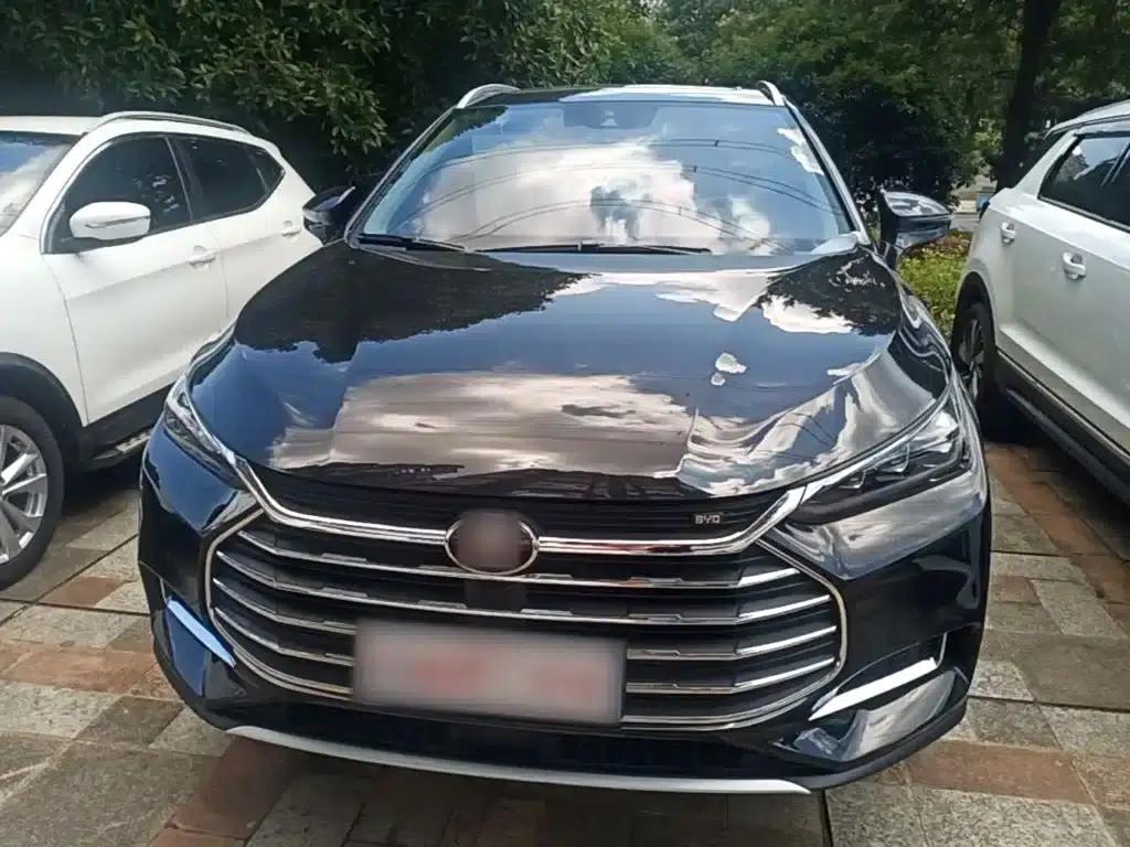 Tang 2018 2.0T Automatic Intelligent Connected Premium 7-seater National V Emission Standard — миниатюра 3