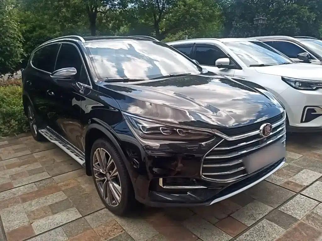 Tang 2018 2.0T Automatic Intelligent Connected Premium 7-seater National V Emission Standard — миниатюра 4
