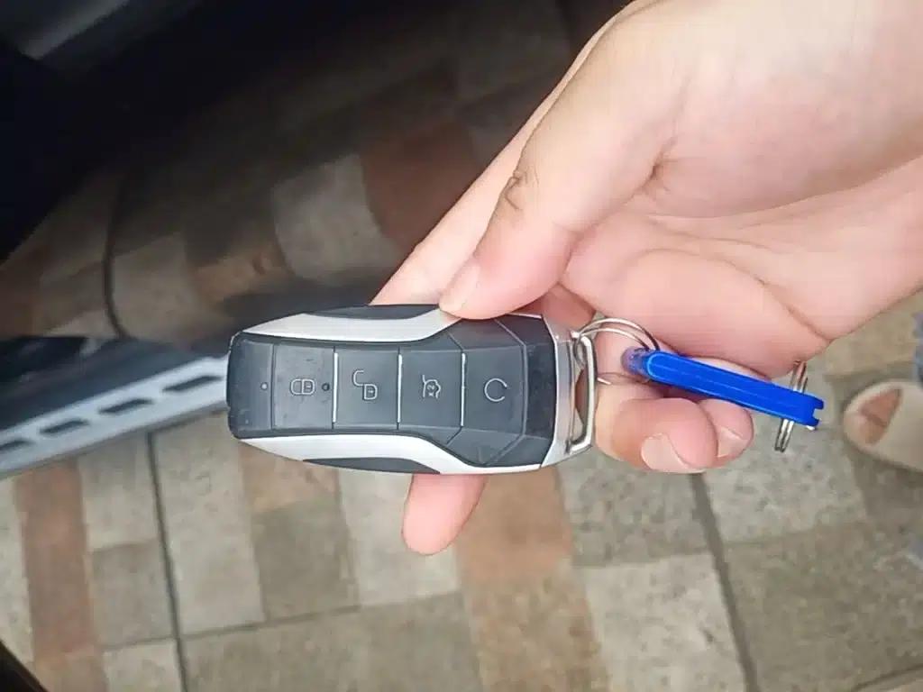 Tang 2018 2.0T Automatic Intelligent Connected Premium 7-seater National V Emission Standard — миниатюра 9