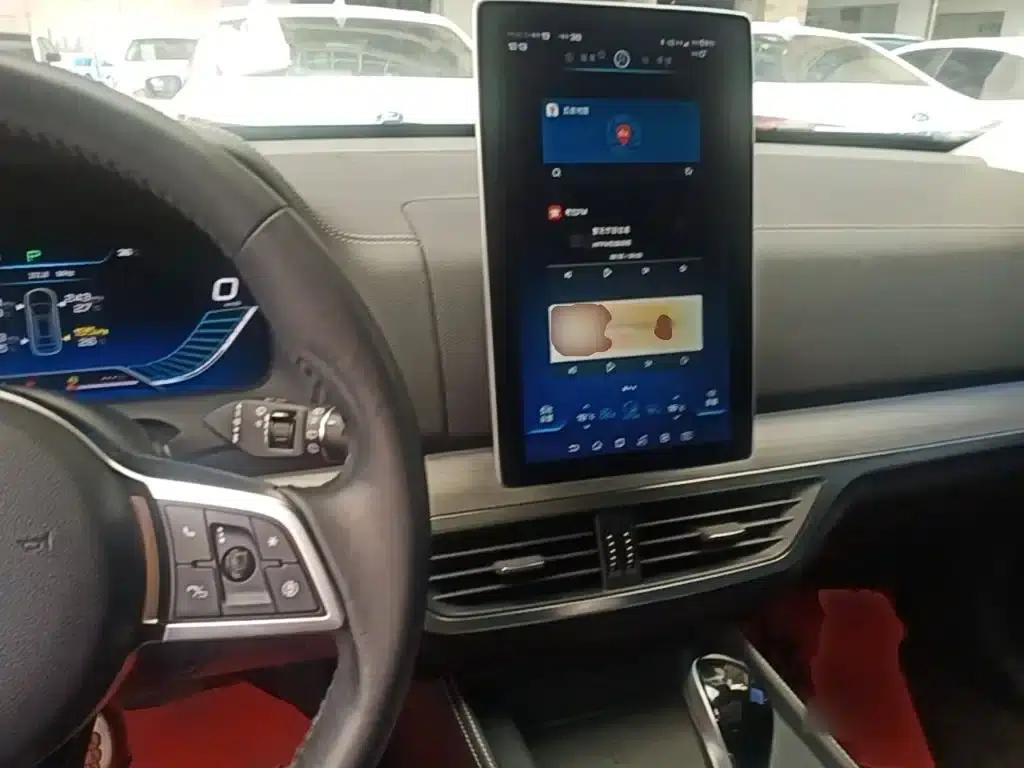 Tang 2018 2.0T Automatic Intelligent Connected Premium 7-seater National V Emission Standard — миниатюра 10