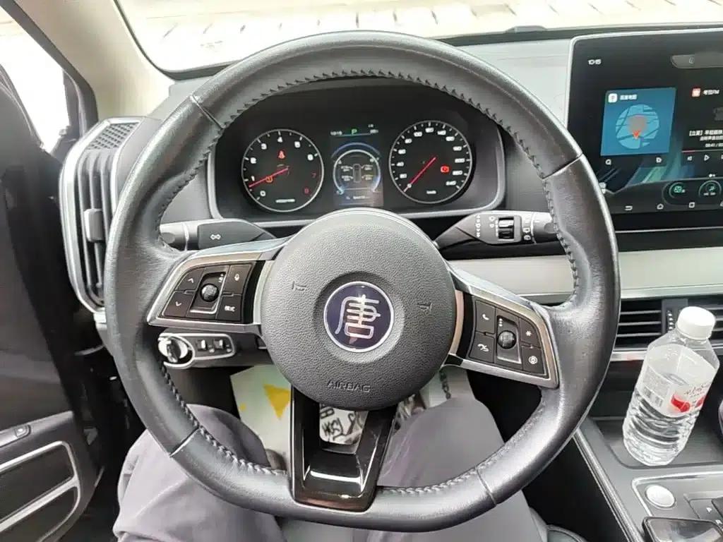 Tang 2019 2.0T Automatic Intelligent Connected Premium 7-seater National VI Emission Standard — миниатюра 11