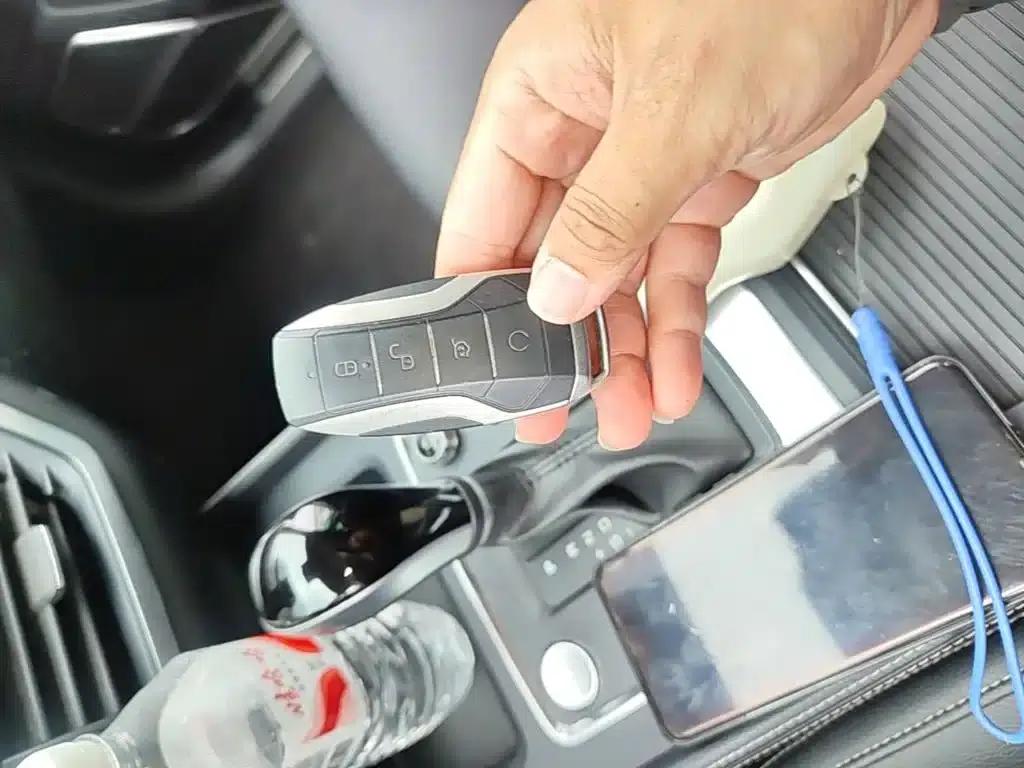Tang 2019 2.0T Automatic Intelligent Connected Premium 7-seater National VI Emission Standard — миниатюра 9