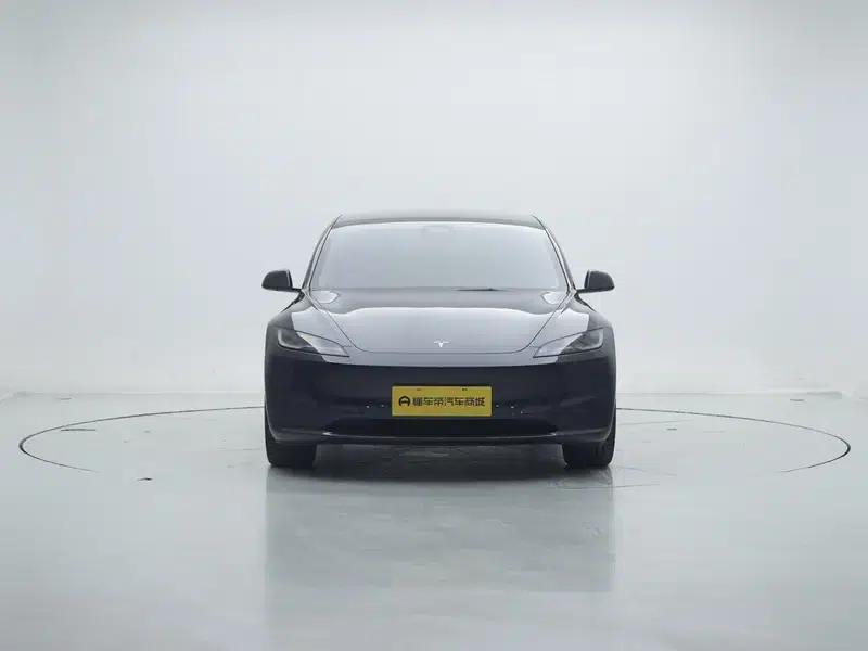 Model 3 2025 Rear-Wheel Drive — миниатюра 2