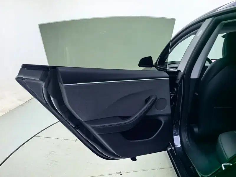 Model 3 2025 Rear-Wheel Drive — миниатюра 27