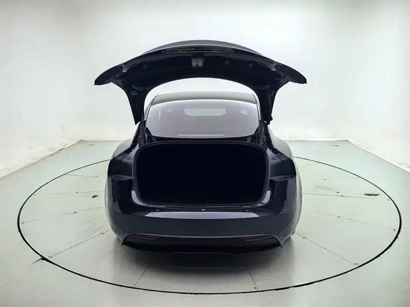 Model 3 2025 Rear-Wheel Drive — миниатюра 28