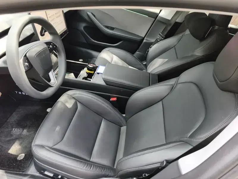 Model 3 2025 Rear-Wheel Drive — миниатюра 31