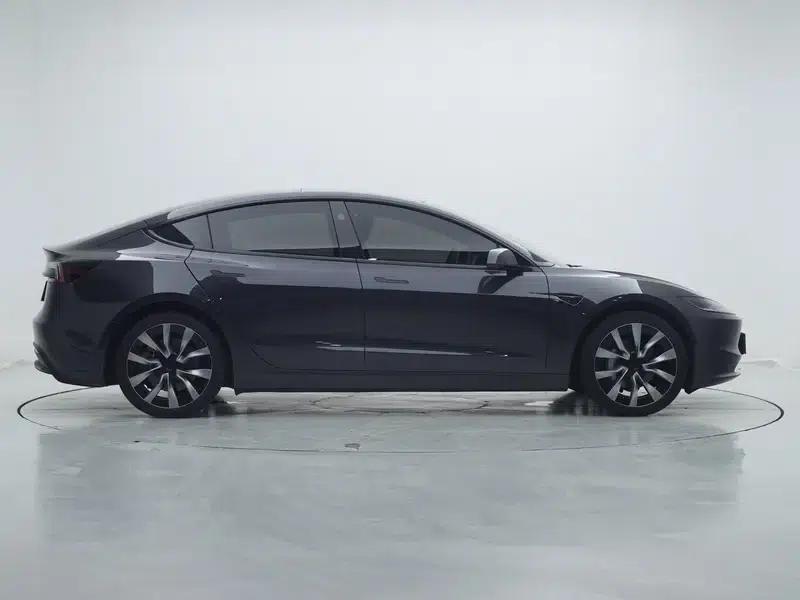 Model 3 2025 Rear-Wheel Drive — миниатюра 8