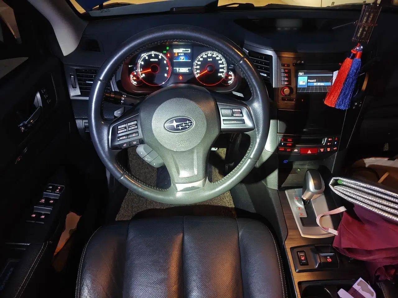 Subaru Outback 2013 2.5i Sport Edition — миниатюра 10