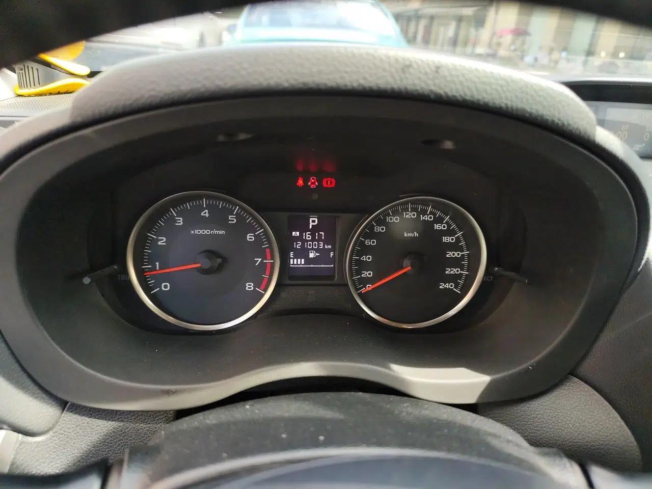Subaru XV 2012 2.0i Elite Edition — миниатюра 11