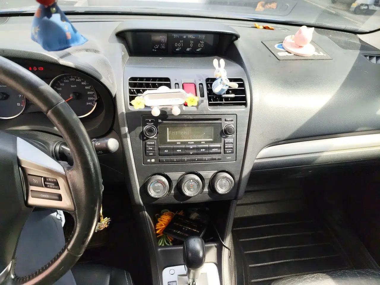 Subaru XV 2012 2.0i Elite Edition — миниатюра 13