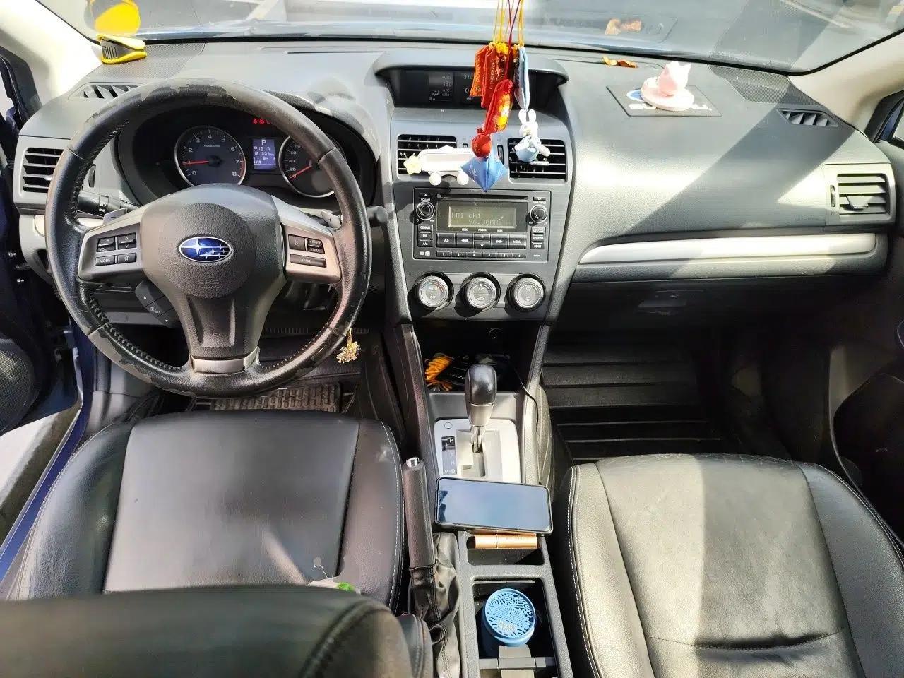 Subaru XV 2012 2.0i Elite Edition — миниатюра 9