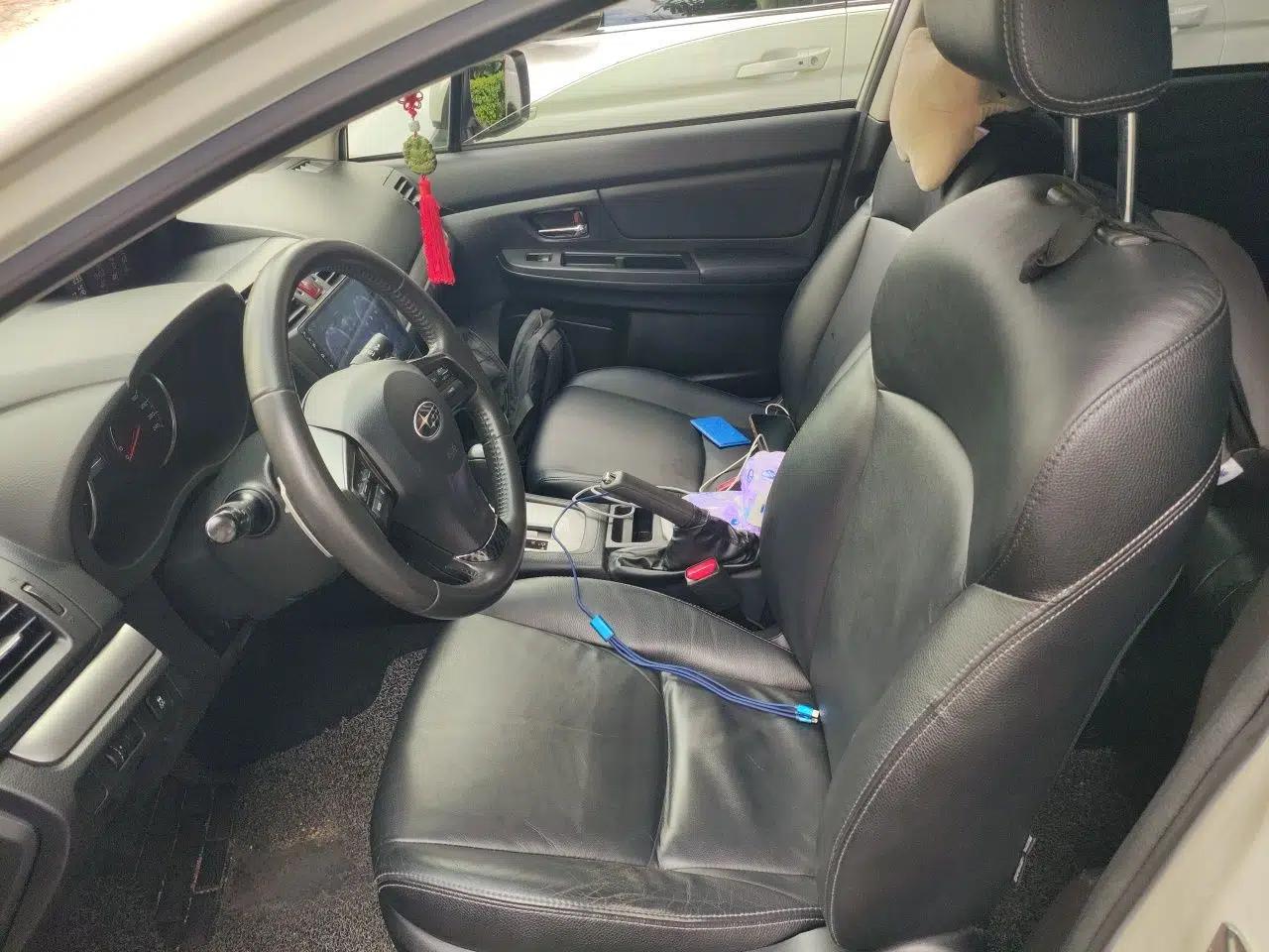 Subaru XV 2012 2.0i Luxury Edition — миниатюра 15