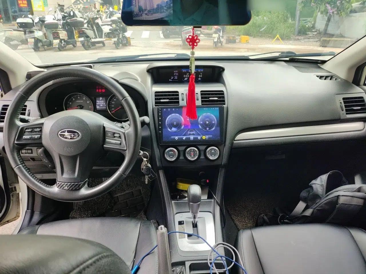 Subaru XV 2012 2.0i Luxury Edition — миниатюра 9
