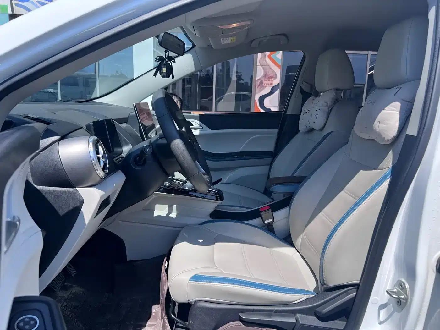 Yuan Pro 2023 401KM Luxury Edition — миниатюра 13
