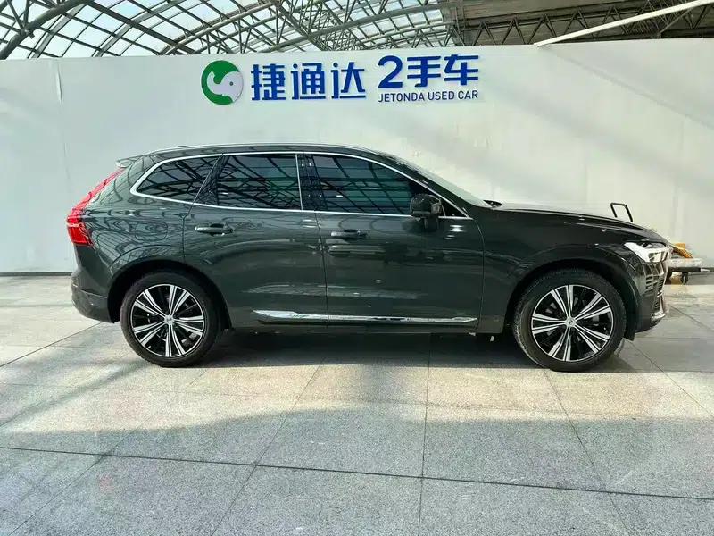 2022 Volvo XC60 PHEV T8 AWD Inscription Luxury Edition — миниатюра 7