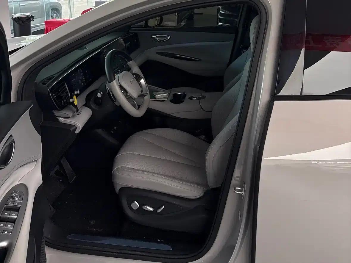 Hiace 06 2025 DM-i 205 Navigator Plus Edition — миниатюра 9