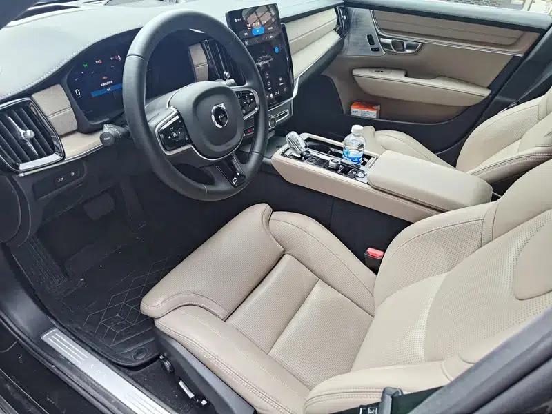 2026 Volvo S90 PHEV T8 AWD Long Range Smart Luxury Edition — миниатюра 11