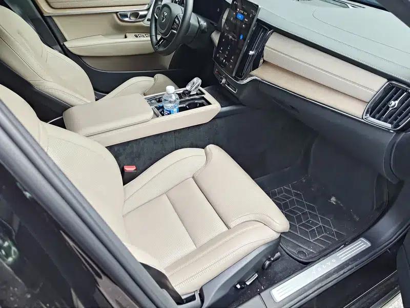 2026 Volvo S90 PHEV T8 AWD Long Range Smart Luxury Edition — миниатюра 7