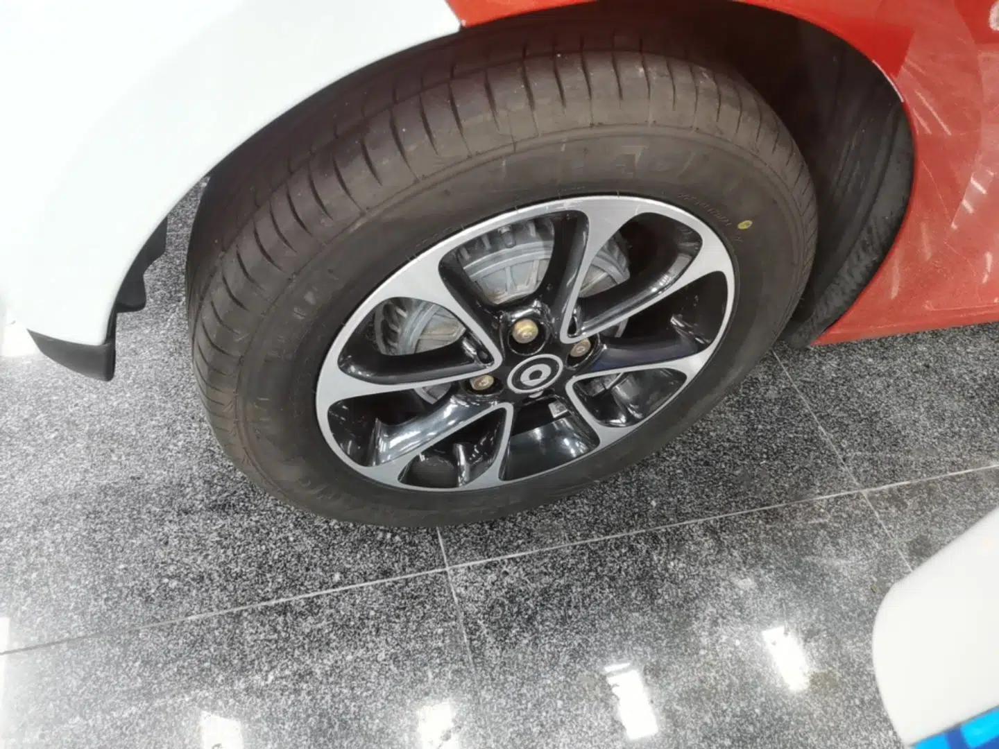 smart forfour 2016 1.0L 52 kW Passion Edition — миниатюра 11