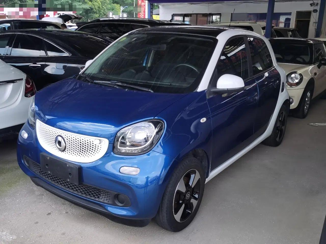 smart forfour 2018 1.0L 52kW Passion Edition — миниатюра 1
