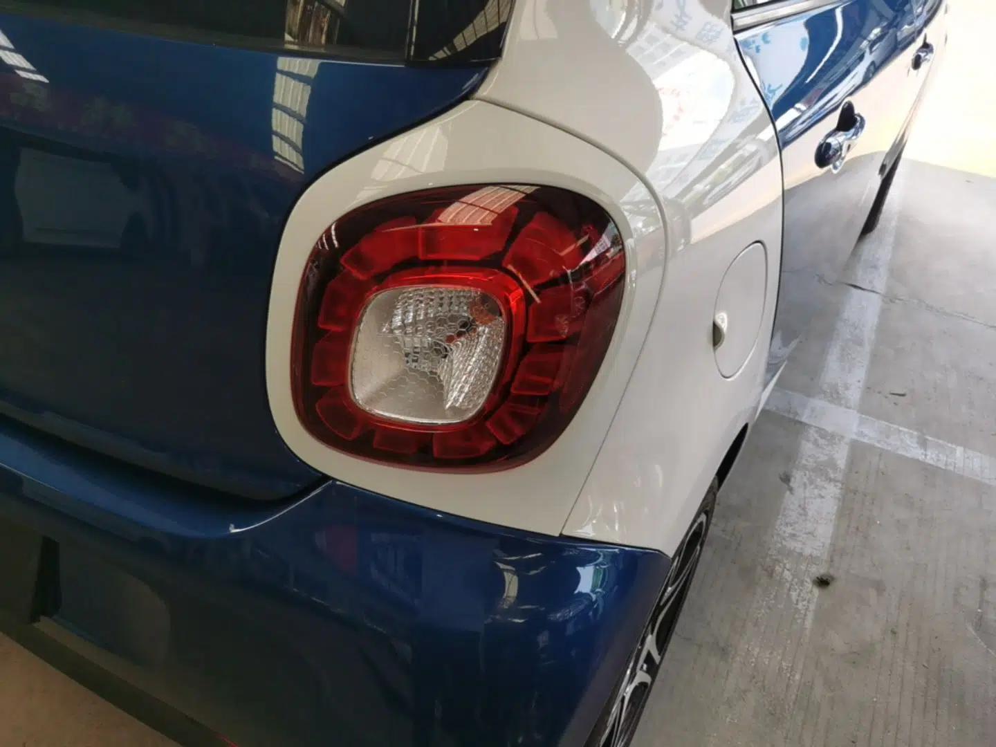 smart forfour 2016 0.9T 66 kW Ultimate Edition — миниатюра 9