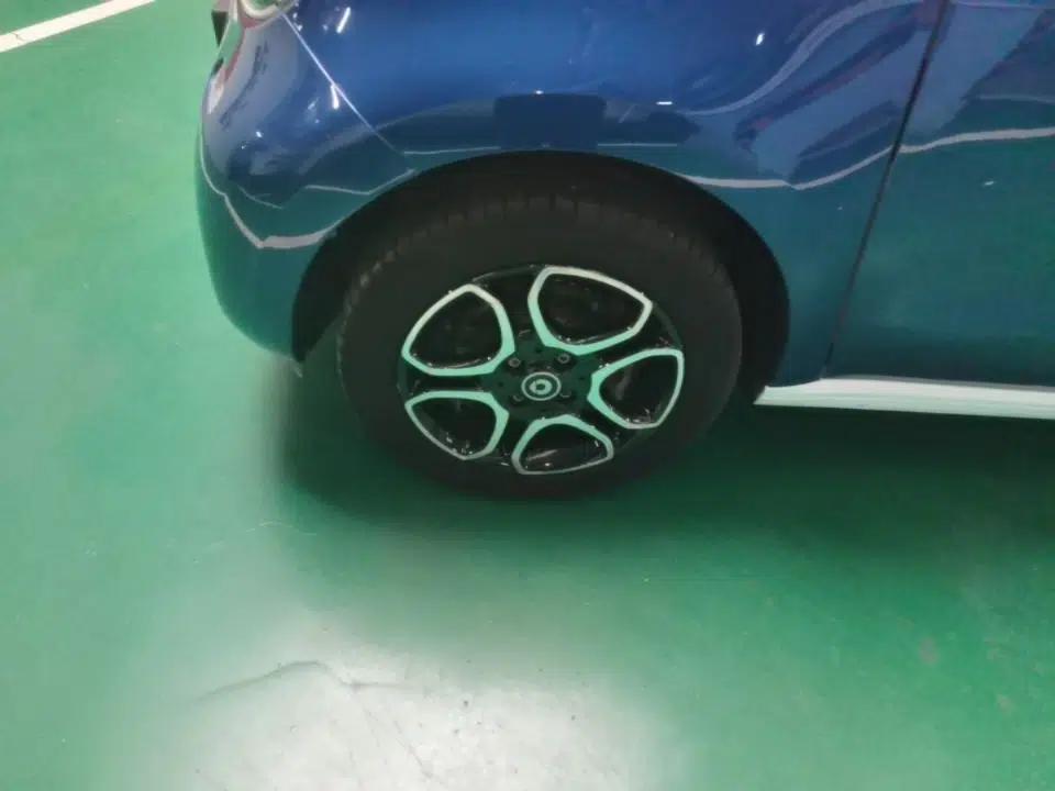 smart forfour 2016 0.9T 66 kW Pioneer Edition — миниатюра 10