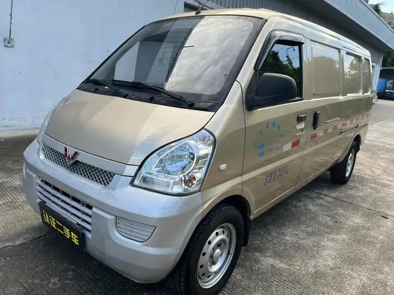 Wuling Rongguang EV 2022 Basic Model, 2-Seater with Seats and Windows Closed, Penghui Battery — миниатюра 1