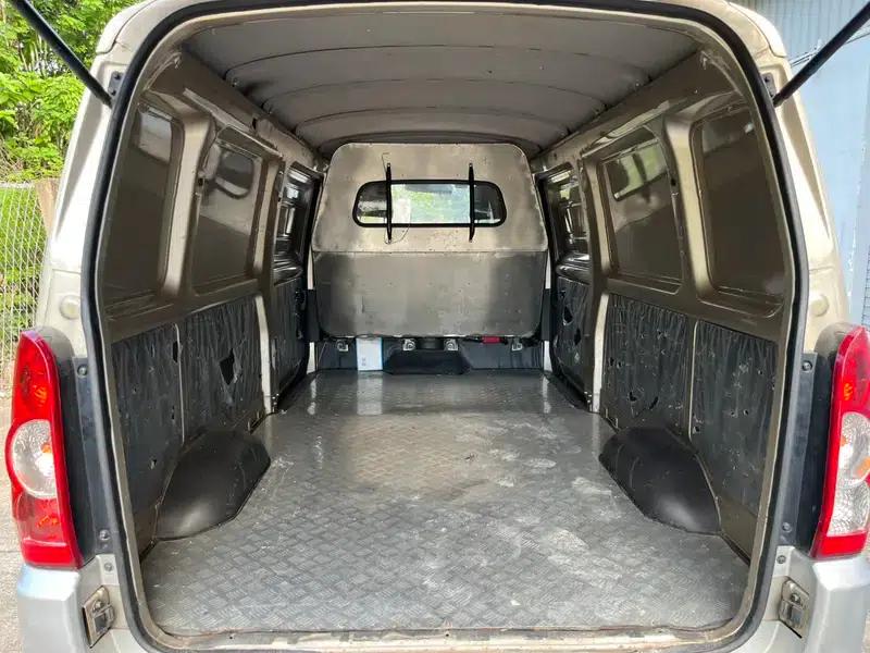 Wuling Rongguang EV 2022 Basic Model, 2-Seater with Seats and Windows Closed, Penghui Battery — миниатюра 14