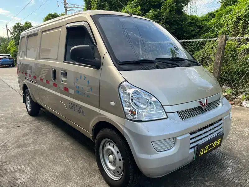 Wuling Rongguang EV 2022 Basic Model, 2-Seater with Seats and Windows Closed, Penghui Battery — миниатюра 3