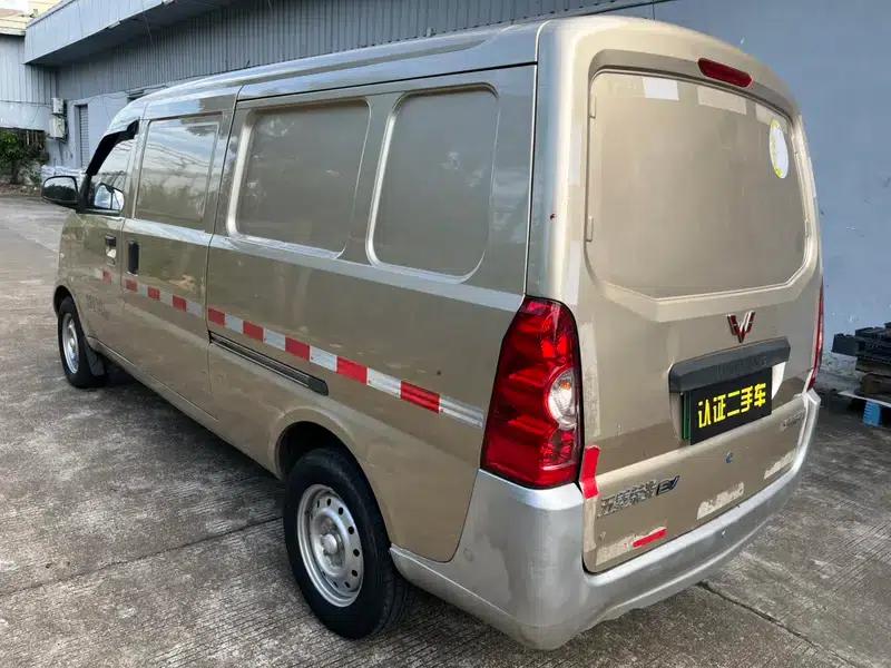 Wuling Rongguang EV 2022 Basic Model, 2-Seater with Seats and Windows Closed, Penghui Battery — миниатюра 4
