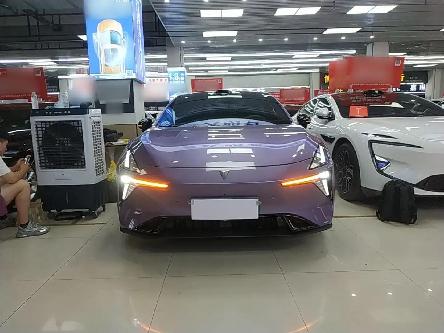 Deepal L06 2026 Model 560Ultra Laser Edition — миниатюра 2
